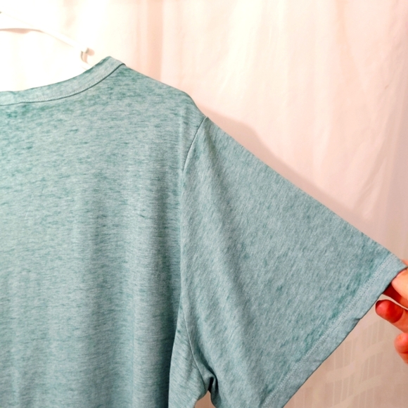 Wild Kiss Butterfly T-shirt Top Teal Sun Moon Celestial V-neck Strip Neckline - Picture 12 of 12